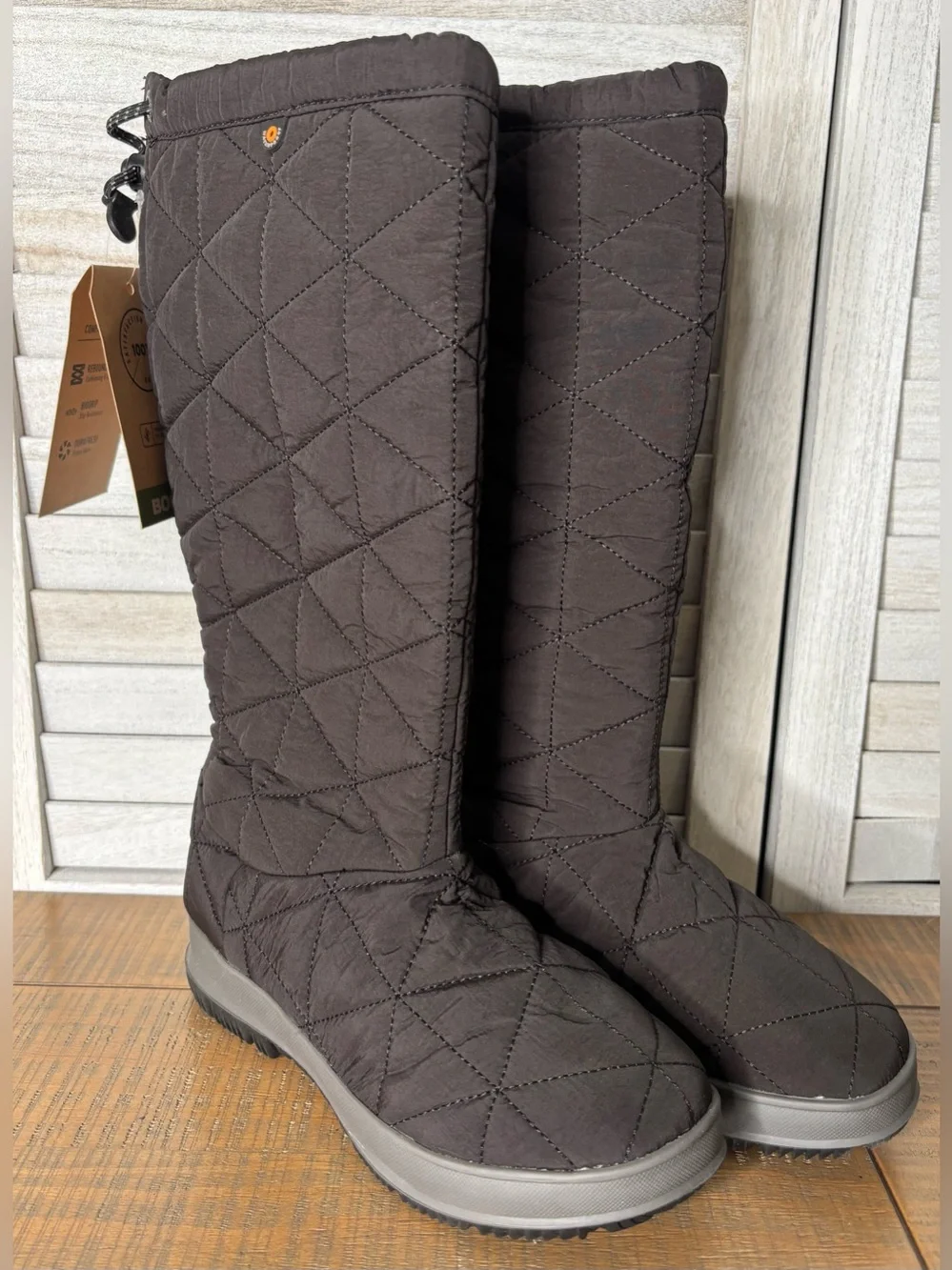 NWT Bogs Snowday Tall Quilted Waterproof Winter Boots Brown Size 6